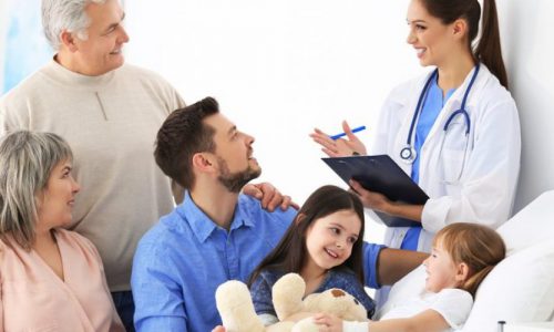 o-que-e-um-medico-da-familia-opkg98hbn3sm589yatftnb8lhm953to2h1b091xn60